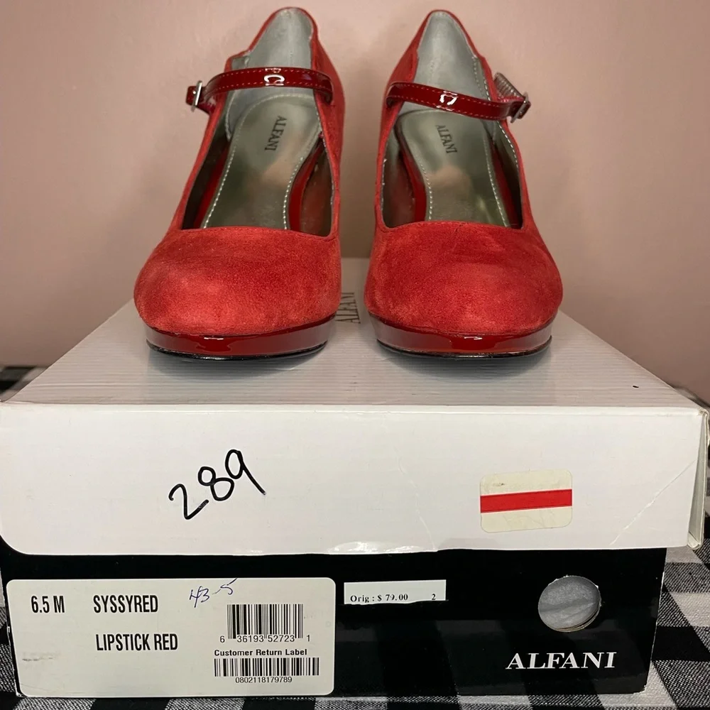 Alfani red heels - Picture 3 of 12